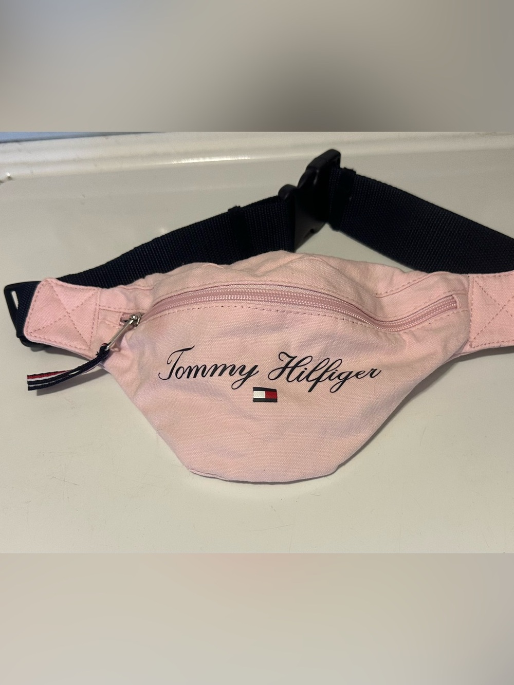 Tommy Hilfiger pink hip bag